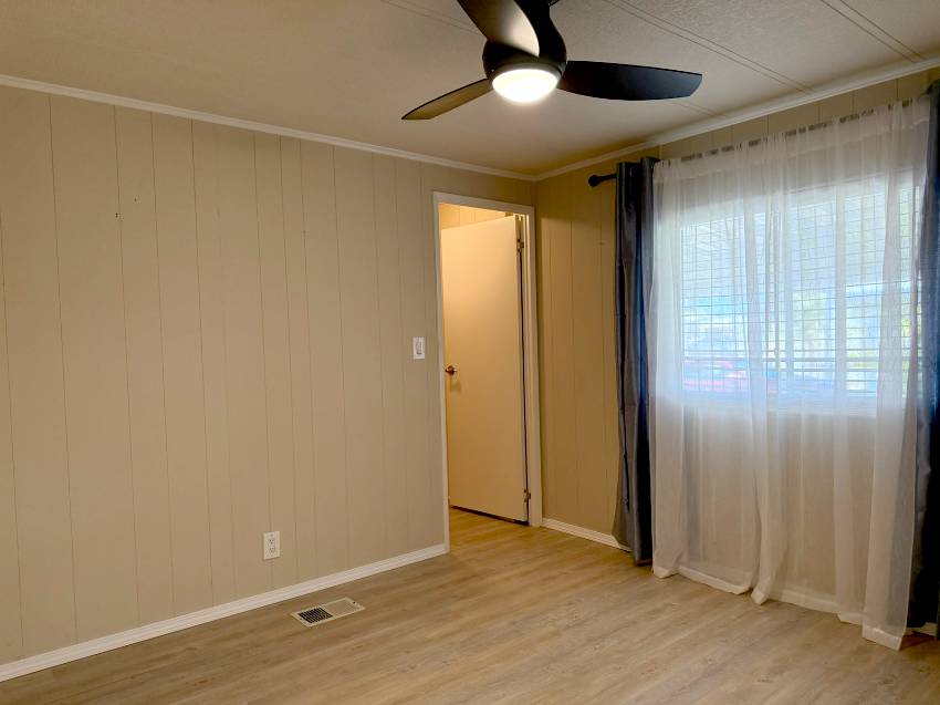 7711 Lakeshore Dr a Ellenton, FL Mobile or Manufactured Home for Sale